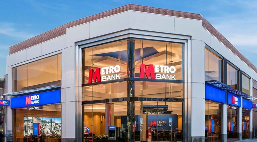 跑出经济发展加速度——访港南区委副书记、常务副区长张慧红